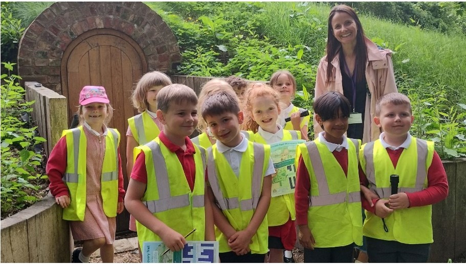 Children enjoying the ice house